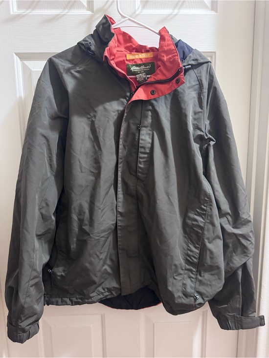 Eddie Bauer Other - Eddie Bauer Olive Green Raincoat with Red Liner